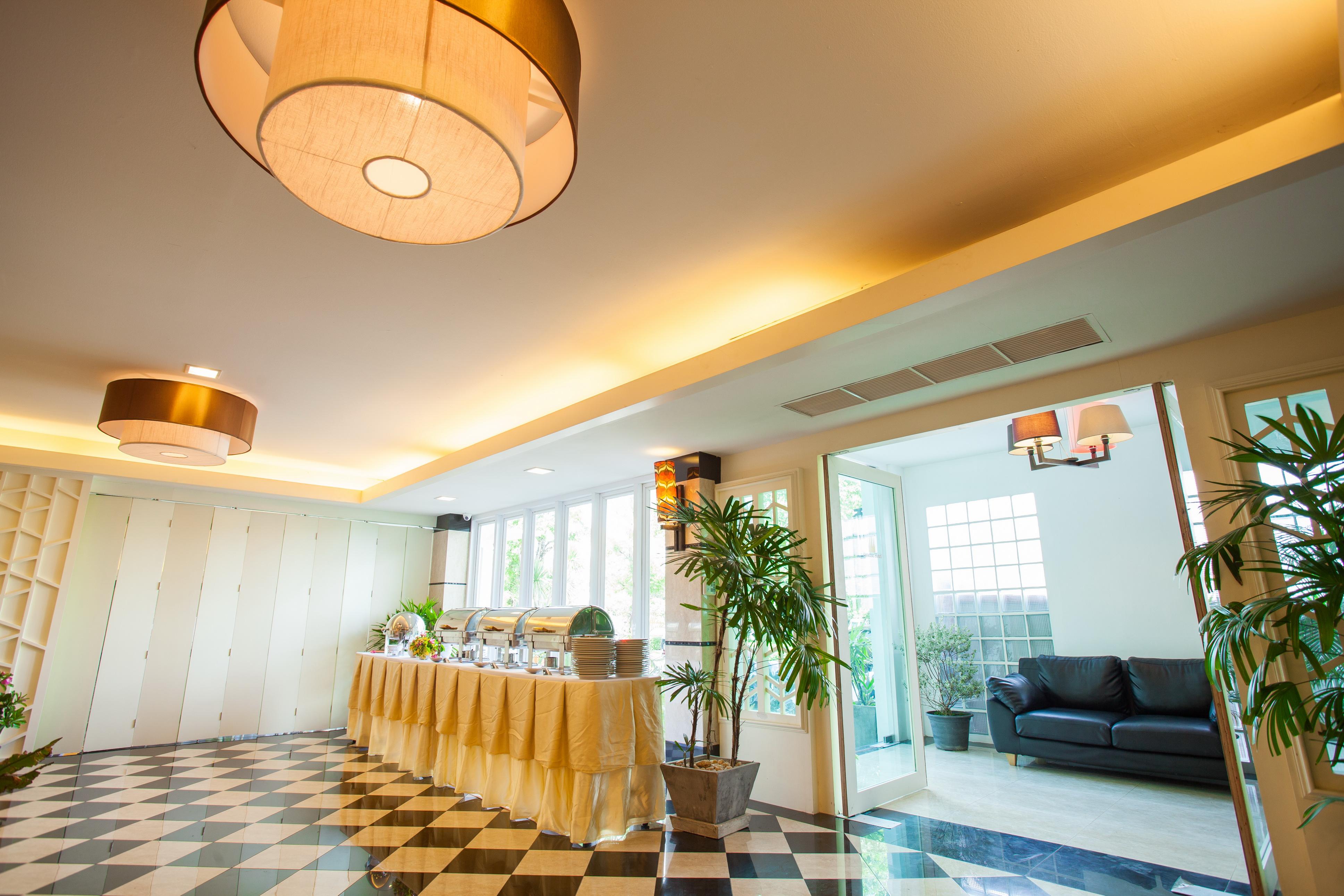 Paradise Hotel Udonthani Экстерьер фото