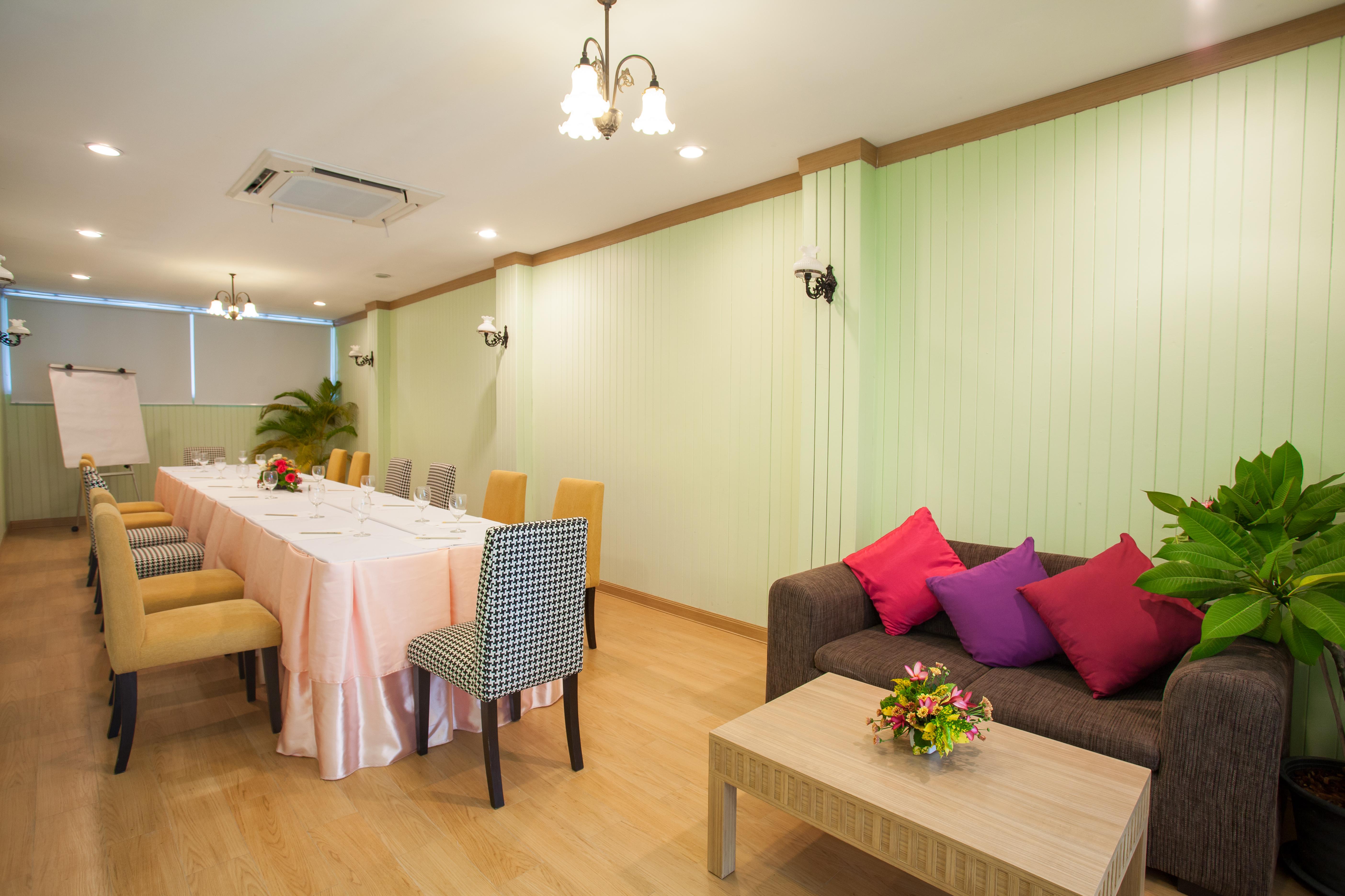 Paradise Hotel Udonthani Экстерьер фото