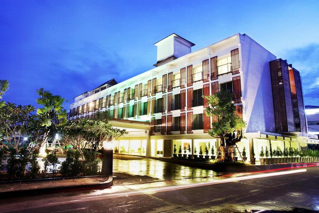 Paradise Hotel Udonthani Экстерьер фото